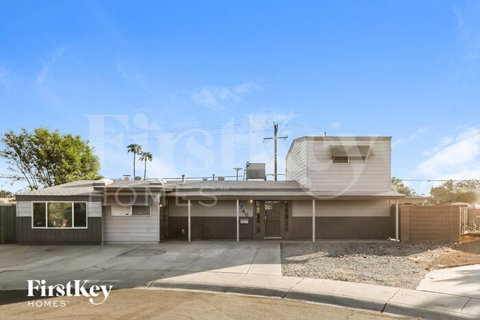 Foto principal - 7740 E McKinley St