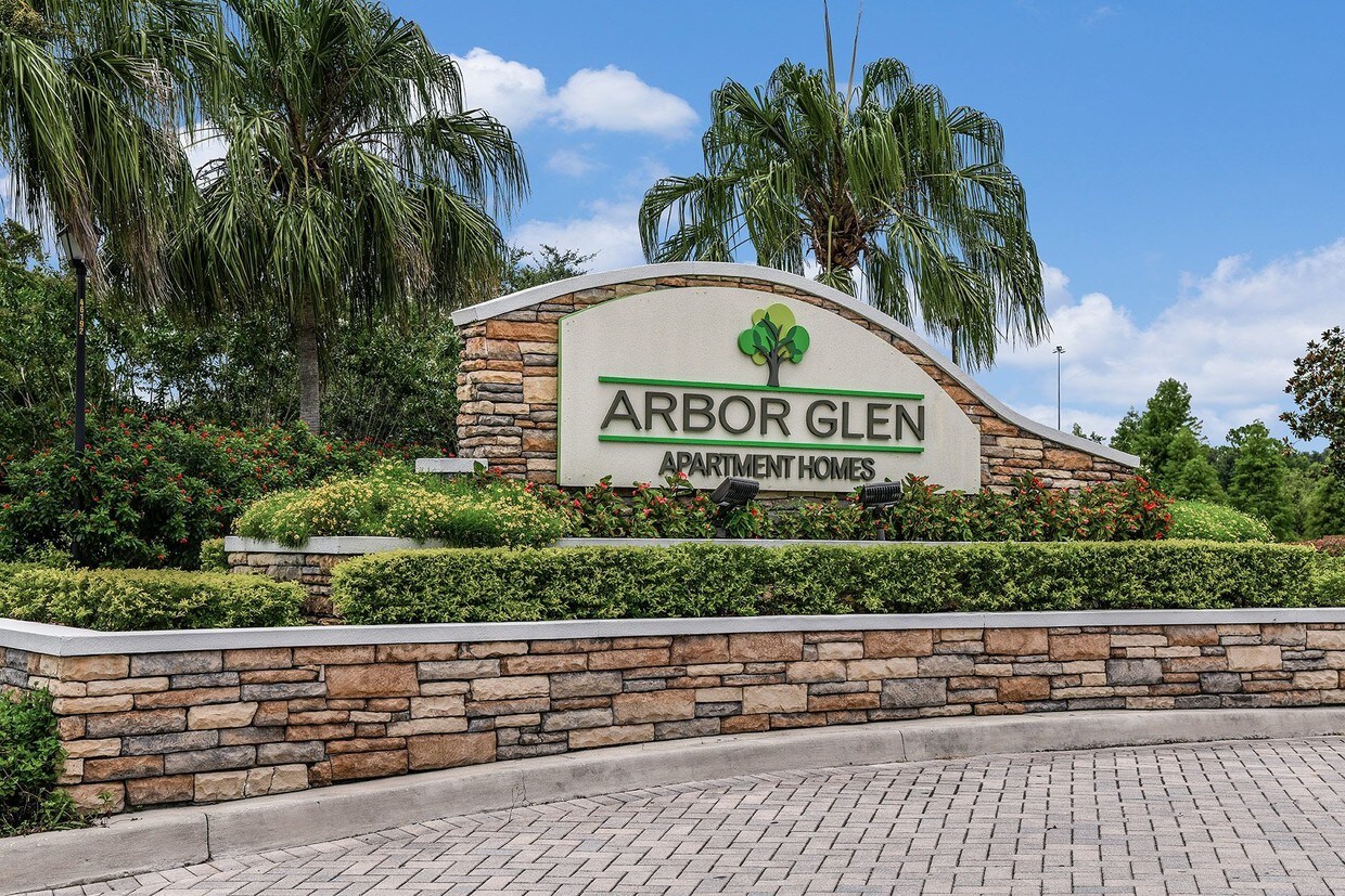 Arbor Glen Apartments Apartments in Lakeland, FL