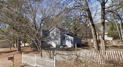 Building Photo - 427 Chanterelle Dr