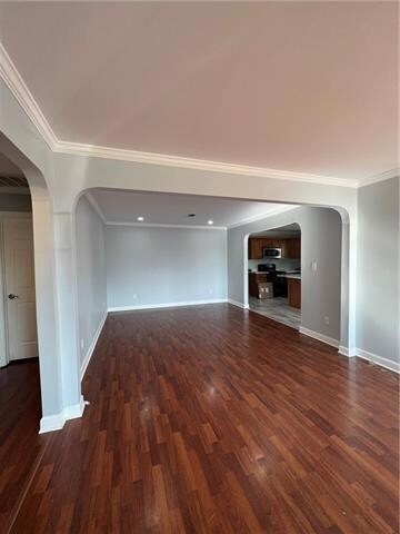 Foto del edificio - 5437 Vermillion Blvd