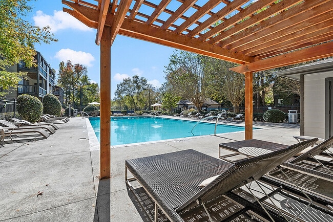 Building Photo - Harbor & Pine