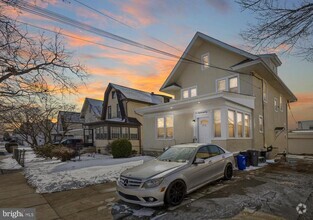 Building Photo - 272-UNIT Burmont Rd