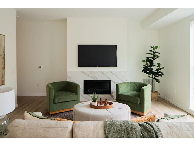 Foto del edificio - 100 West Dr