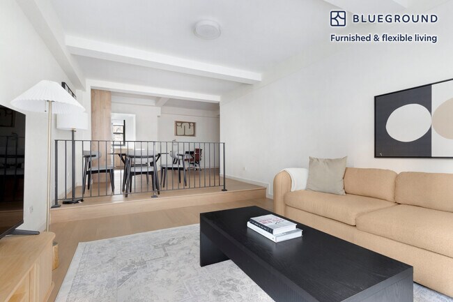 Foto del edificio - 340 E 52nd St