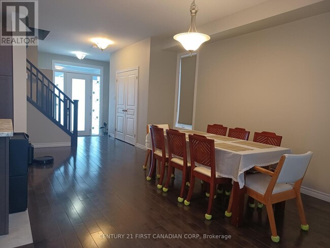 Building Photo - 1696 Aukett Dr