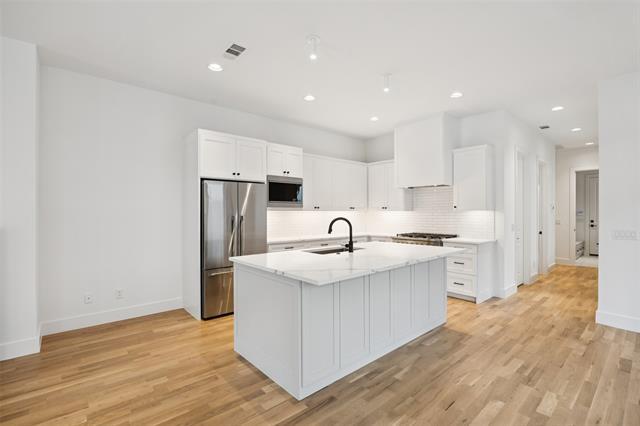 Foto del edificio - 5636 Winton St