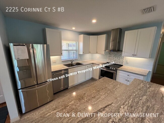 Building Photo - 2225 Corinne Ct S