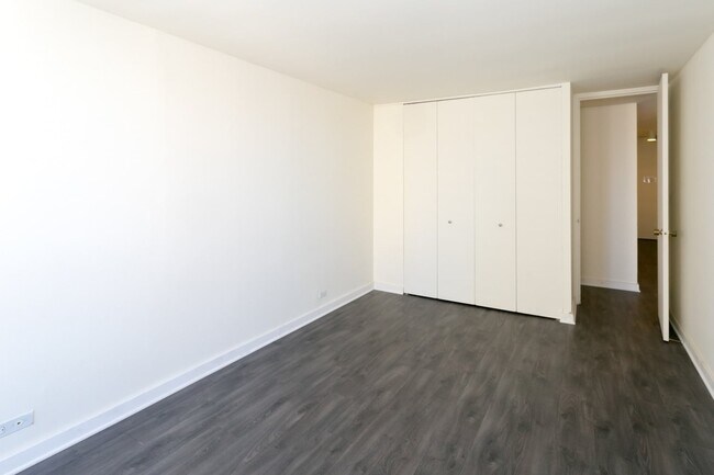 Interior Photo - Regents Park