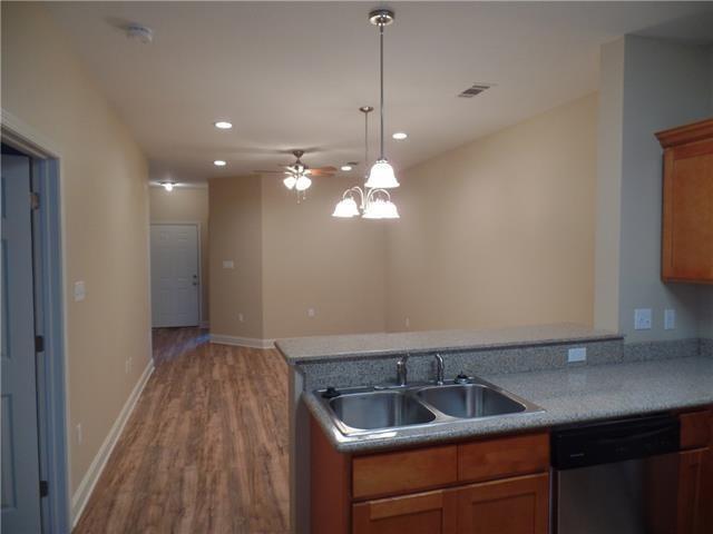Open floor plan - 221 Bella Sera Ln