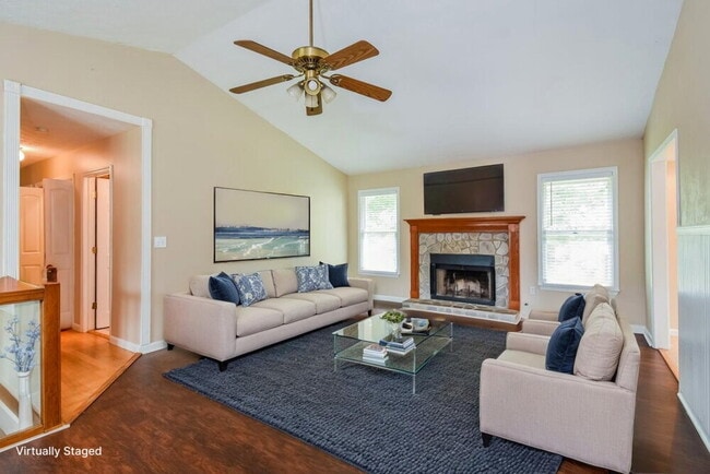 Building Photo - 134 Oak Landing Dr S