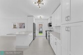 Primary Photo - 2750 NE 28th Ct