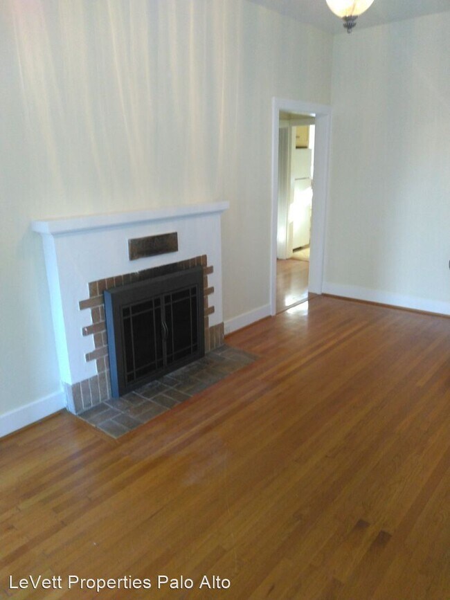 Building Photo - 2 br, 1 bath House - 766 Hamilton Avenue