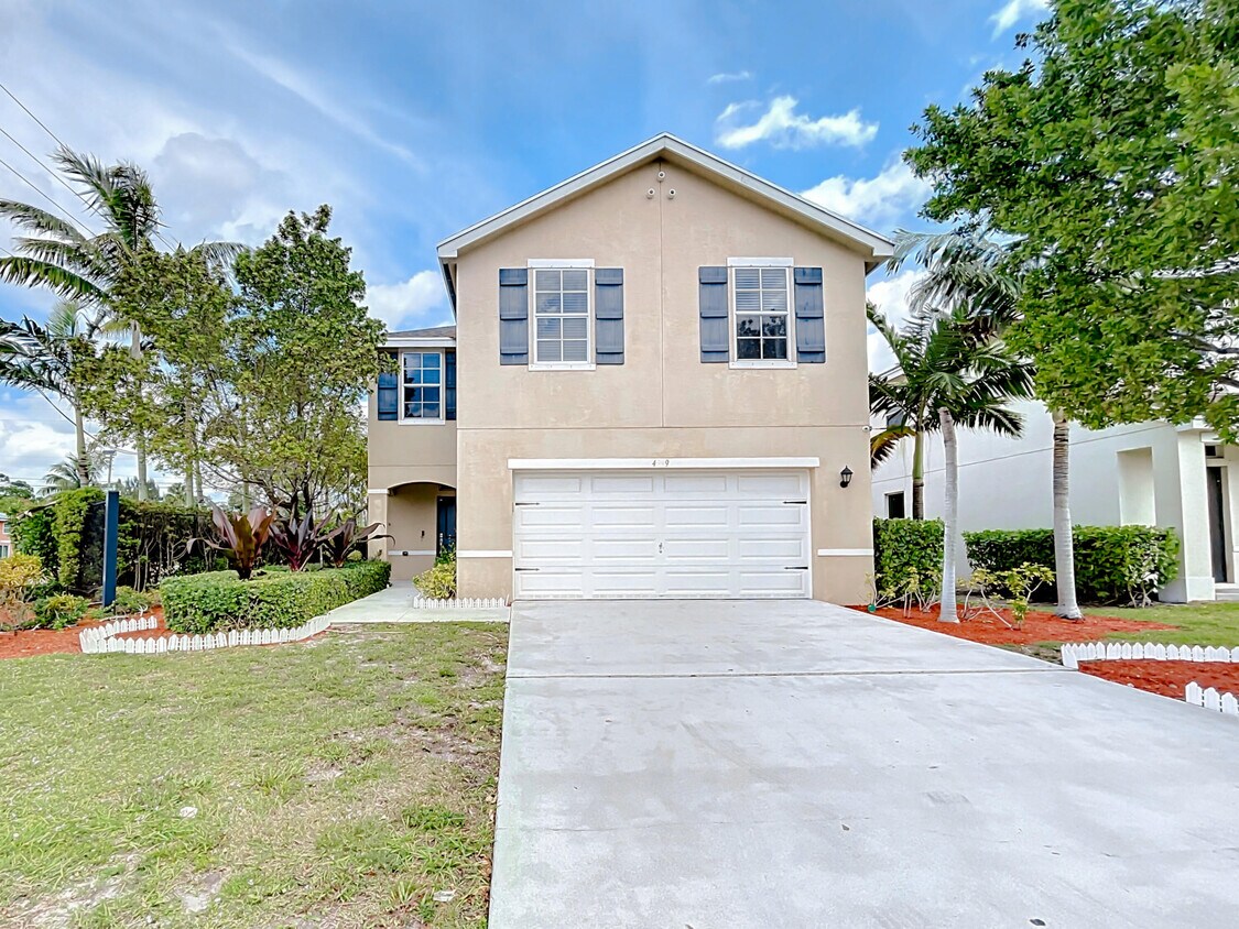 Foto principal - 4999 Haverhill Pointe Dr