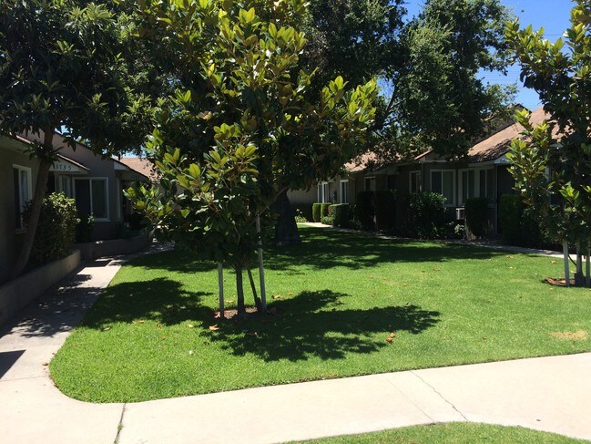 Foto del edificio - 1747 N Hollywood Way