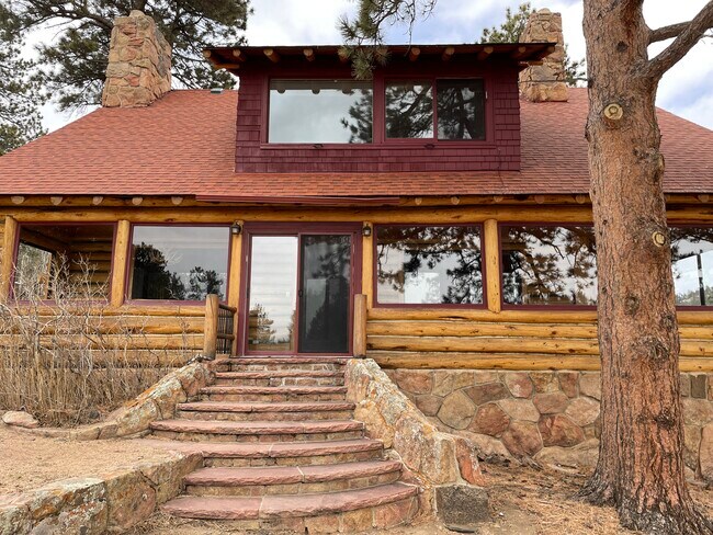 Foto del edificio - 3501 Devils Gulch Rd