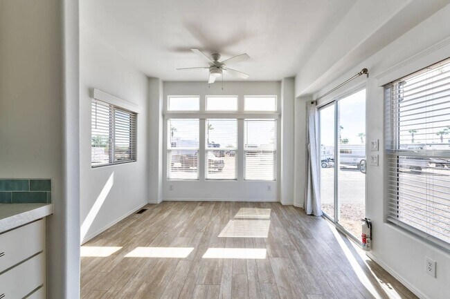 Foto del edificio - 9985 N Pinal Ave