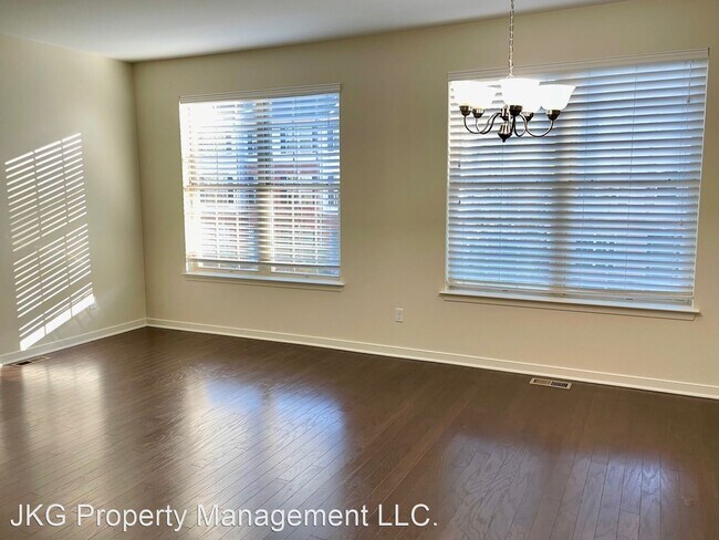 Building Photo - 4 br, 3.5 bath House - 182 Hemisphere Circle