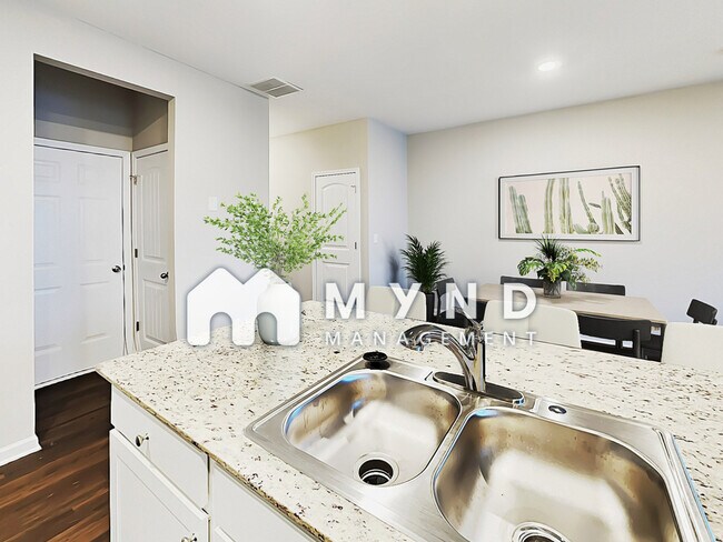 Foto del edificio - 5648 Union Pointe Dr