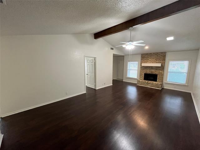 Building Photo - 628 Woodhaven Pl
