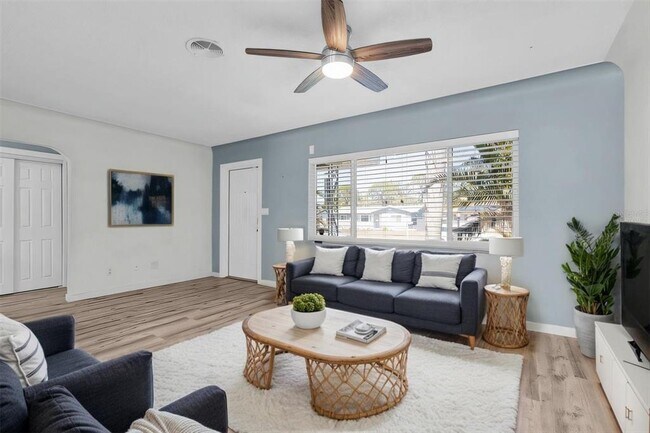 Foto del edificio - 6618 3rd Ave N