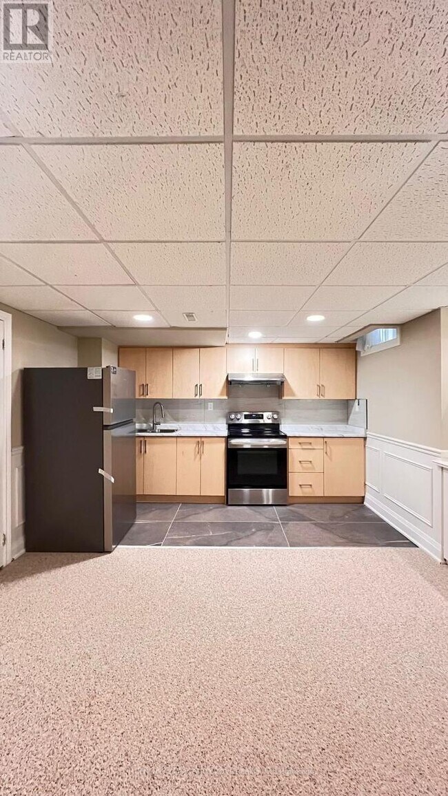 Photo du bâtiment - 1534 Hollywell Ave
