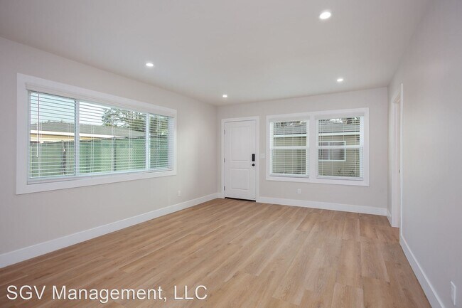 Foto del edificio - 3 br, 2 bath House - 813 Encino Place