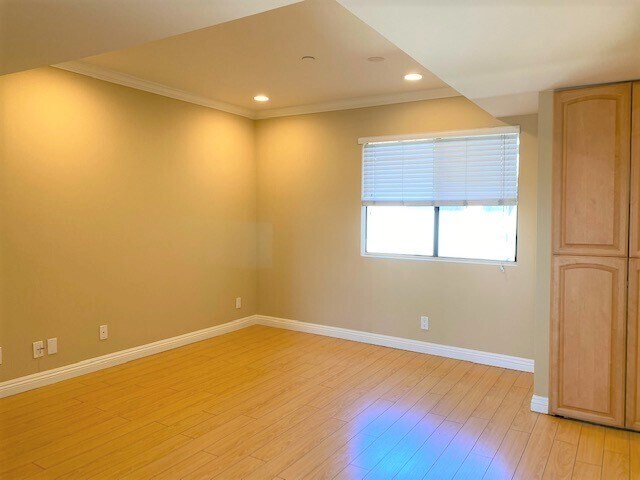 Foto del edificio - 1245 Orange Grove Ave