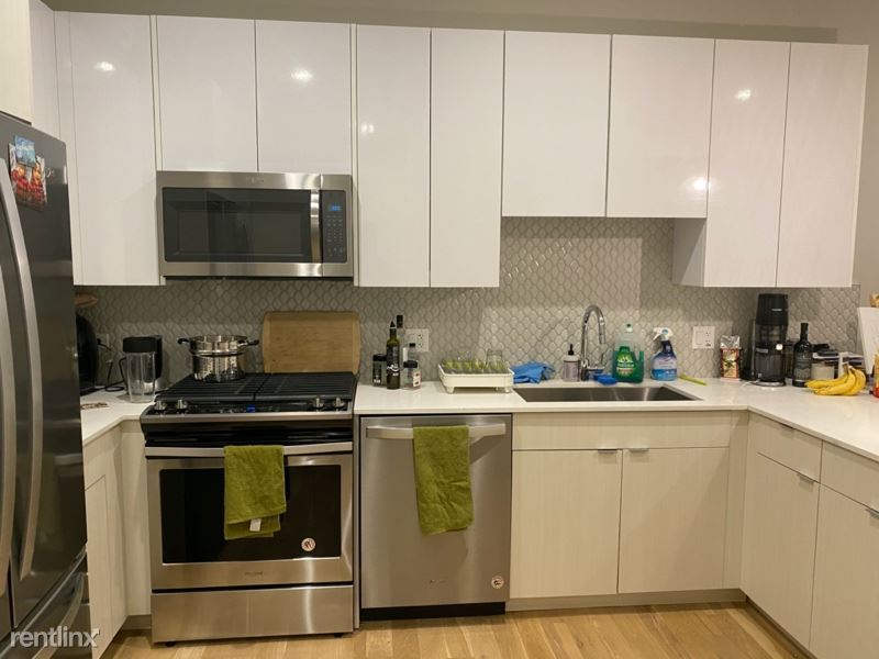 Foto principal - 1650 W Adams St