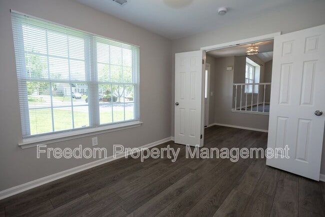 Building Photo - 10116 Wimbledon Ct