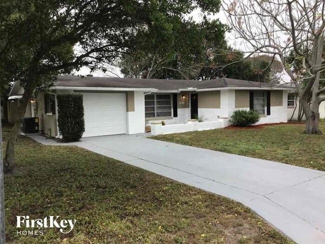 Building Photo - 7511 Birchwood Dr