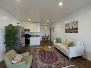 Building Photo - 3121 Larga Ave