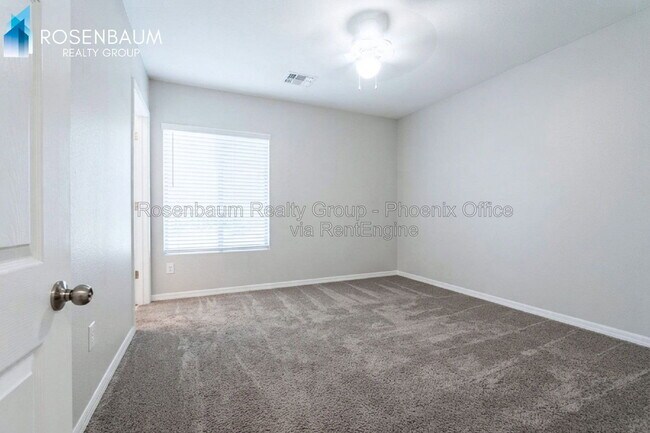 Foto del edificio - 4711 S Newport St