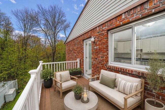 Foto del edificio - 1274 Beacon St
