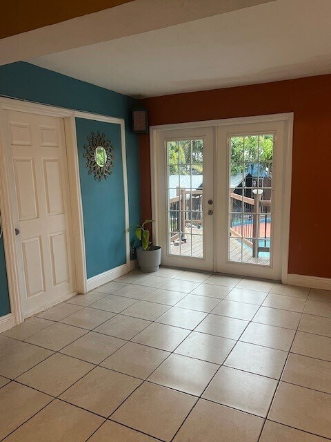 Foto del edificio - 31 NE 56th St