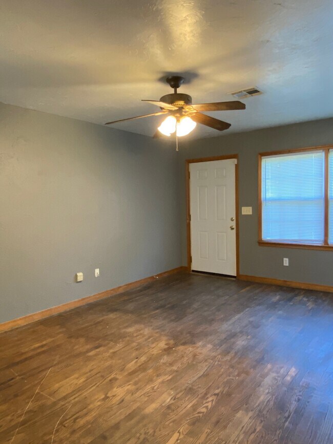 Building Photo - 4005 Crabtree Cove