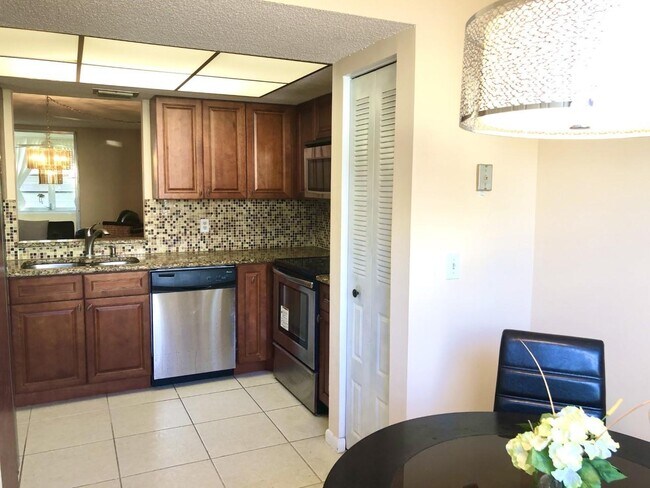 Foto del edificio - 7 Willowbrook Ln