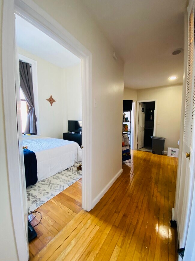 Building Photo - 425 Shawmut Ave