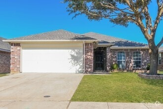 Building Photo - 1116 Monticello Dr
