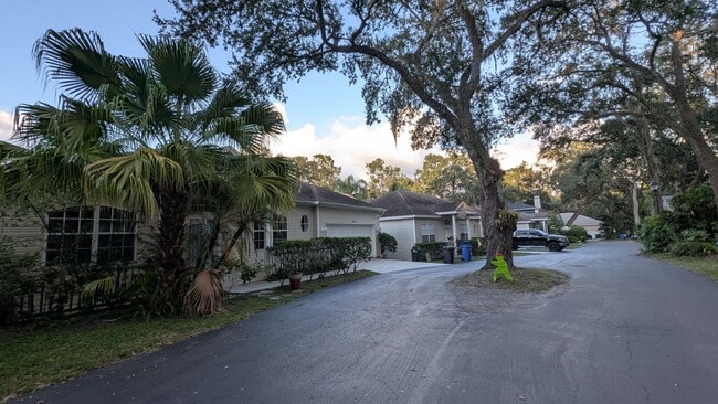 Photo - Beautiful 3/2 in Fiddlers Cove House