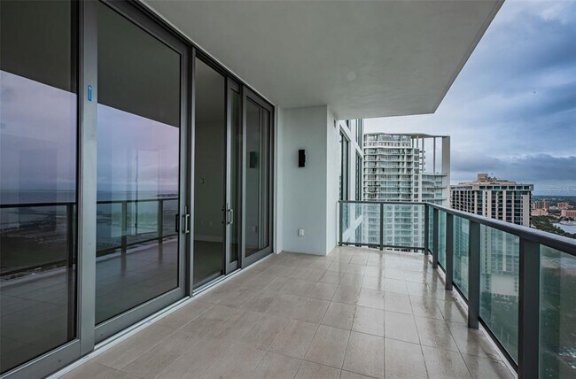 Foto del edificio - 301 1st St S