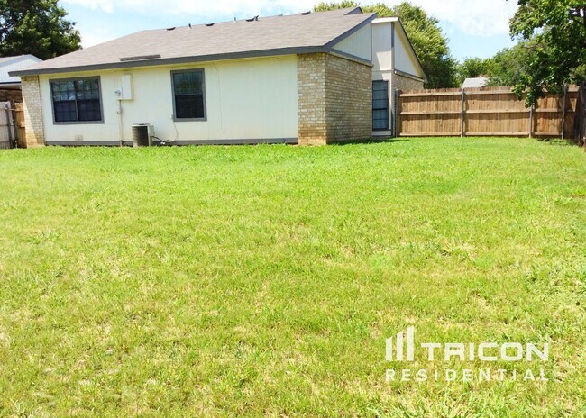 Foto del edificio - 4144 Pepperbush Drive Fort Worth TX