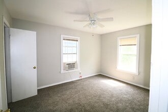 Building Photo - 3102 Brackenridge St