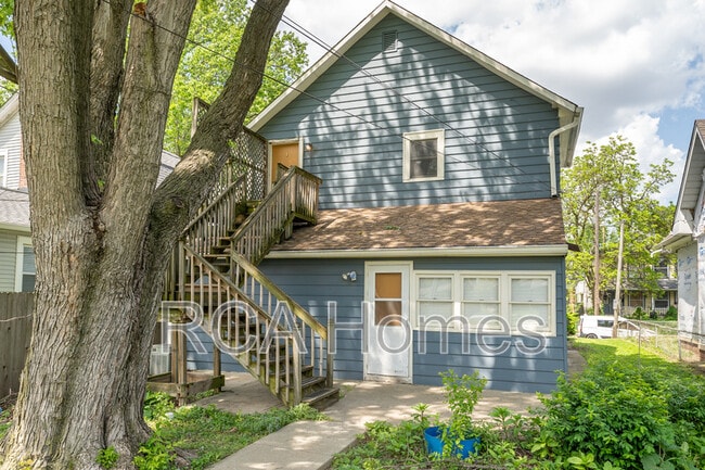 Building Photo - 1603 Woodlawn Ave