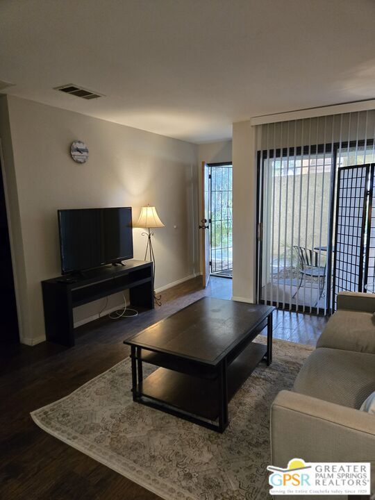 Building Photo - 2810 N Arcadia Ct