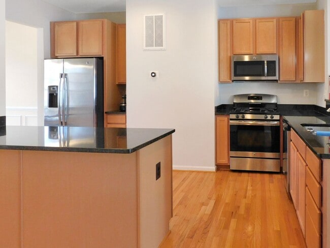 Foto del edificio - 23363 Marview Ct