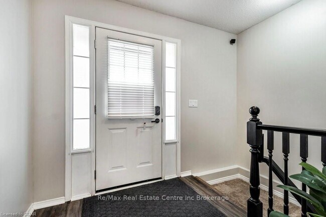 Building Photo - 29 Porter Dr