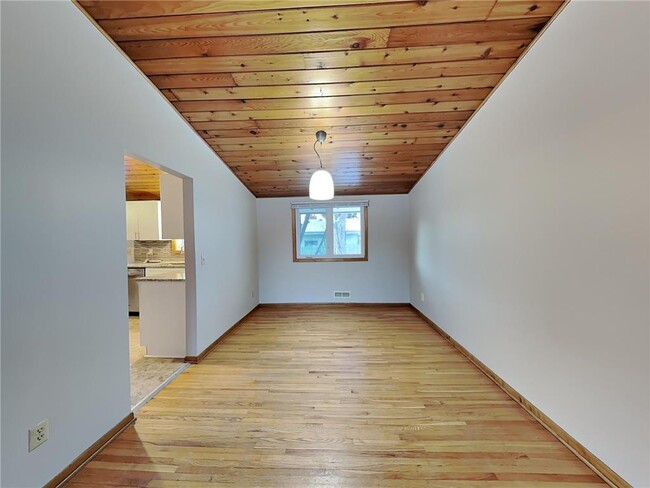 Building Photo - 9241 34th Ave N