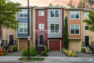 Building Photo - 2141 NE Cadbury Ave