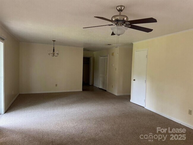 Foto del edificio - 1237 15th Ave NW