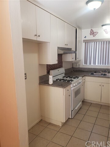 Foto del edificio - 13411 Village Dr